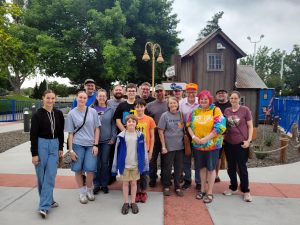 A family of 18 at an amusement park
